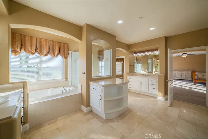 3807 Wendi Court, Fallbrook, California 92028