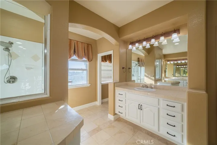 3807 Wendi Court, Fallbrook, California 92028