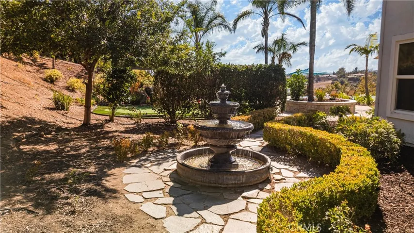 3807 Wendi Court, Fallbrook, California 92028