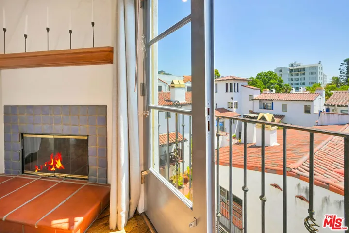 1414 N Harper Avenue 5, West Hollywood, California 90046