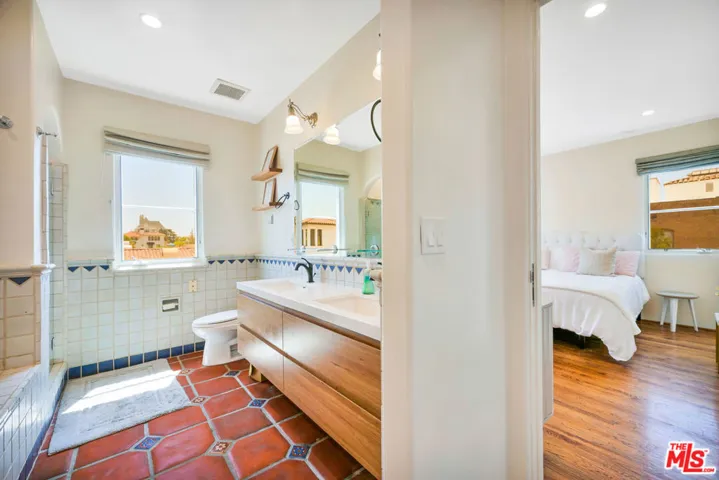 1414 N Harper Avenue 5, West Hollywood, California 90046