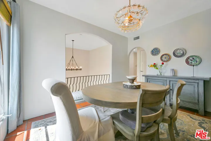 1414 N Harper Avenue 5, West Hollywood, California 90046