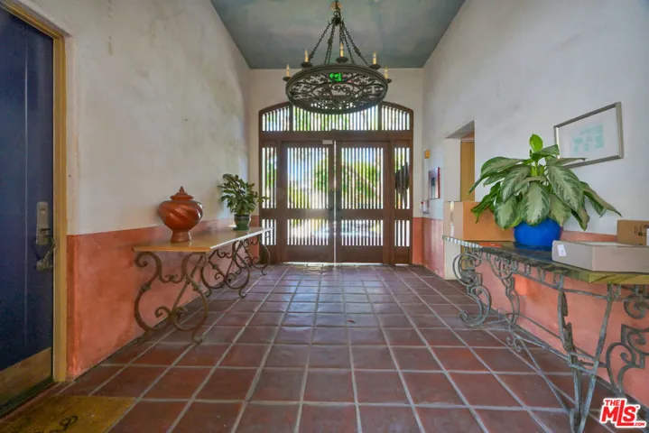 1414 N Harper Avenue 5, West Hollywood, California 90046
