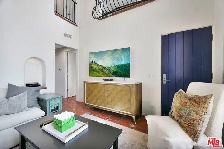 1414 N Harper Avenue 5, West Hollywood, California 90046