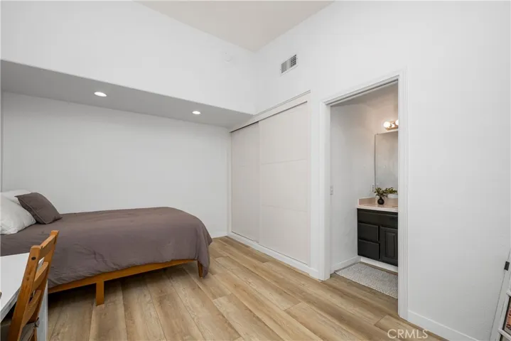 1560 Homewood Road 114b, Seal Beach, California 90740