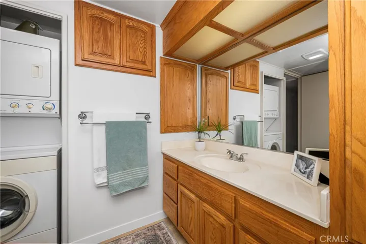 1560 Homewood Road 114b, Seal Beach, California 90740