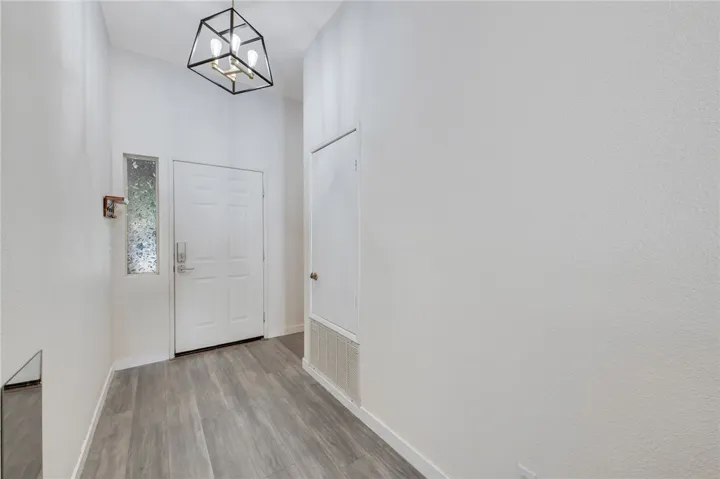 1814 Rosemont Cir, San Jacinto, CA 92583