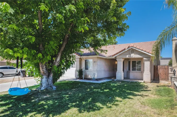 1814 Rosemont, San Jacinto, California 92583