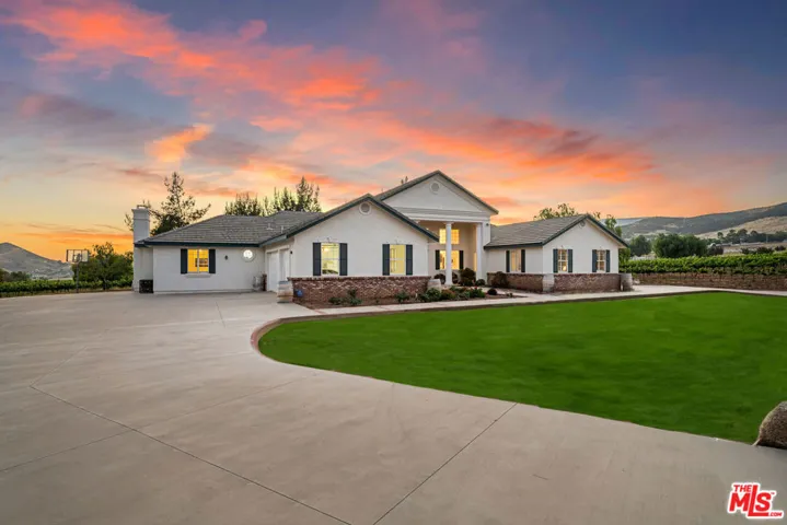 9640 Sierra Highway, Santa Clarita, California 91390