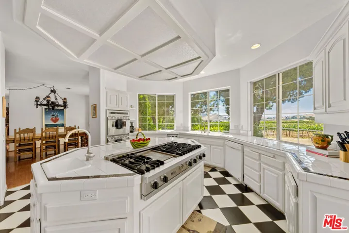 9640 Sierra Highway, Santa Clarita, California 91390