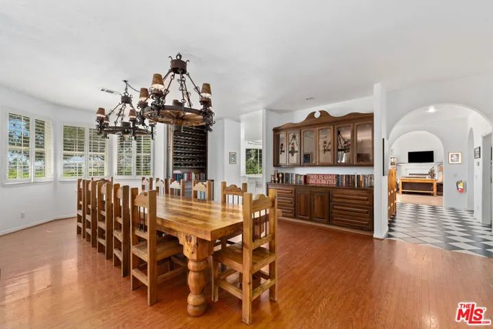 9640 Sierra Highway, Santa Clarita, California 91390