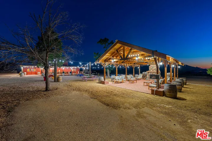 9640 Sierra Highway, Santa Clarita, California 91390
