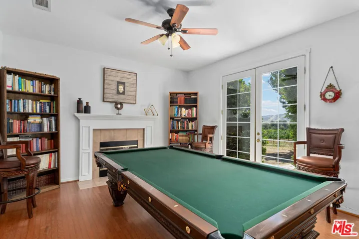 9640 Sierra Highway, Santa Clarita, California 91390