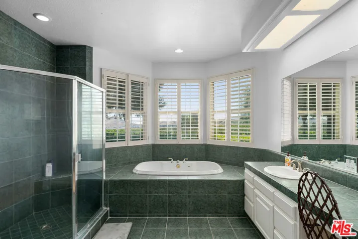 9640 Sierra Highway, Santa Clarita, California 91390