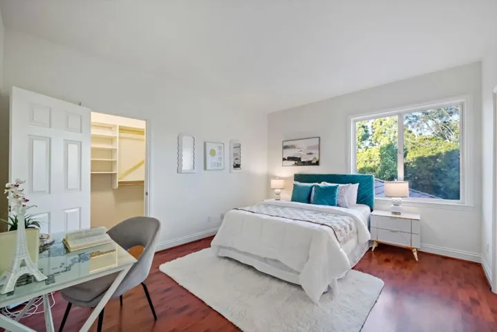Upstairs Bedroom with Jack & Jill Bathroom and Walk-in Closet