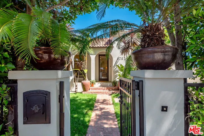 8727 Bonner Drive, Los Angeles, California 90048