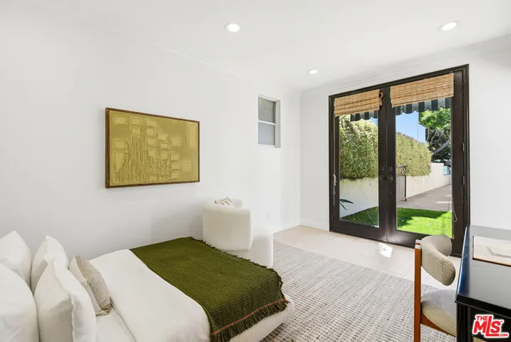 8727 Bonner Drive, Los Angeles, California 90048