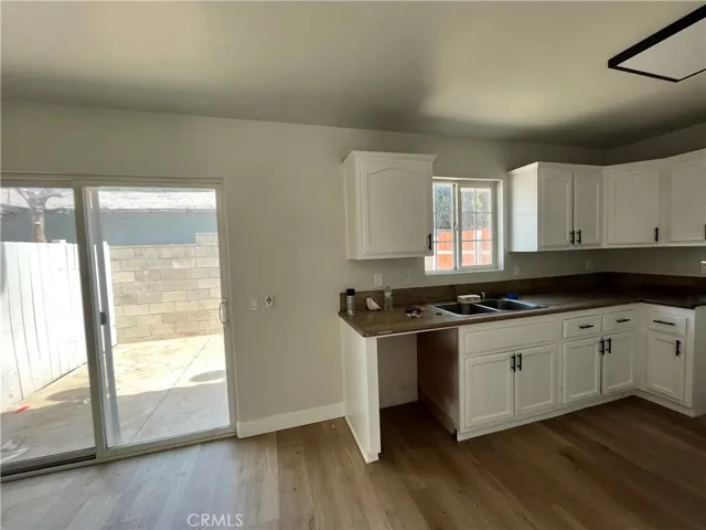 1004 S Riverside Avenue D-3, Rialto, California 92376