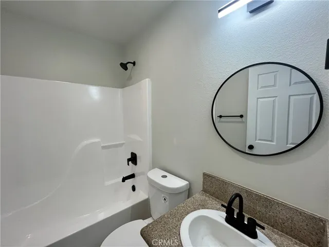 1004 S Riverside Avenue D-3, Rialto, California 92376