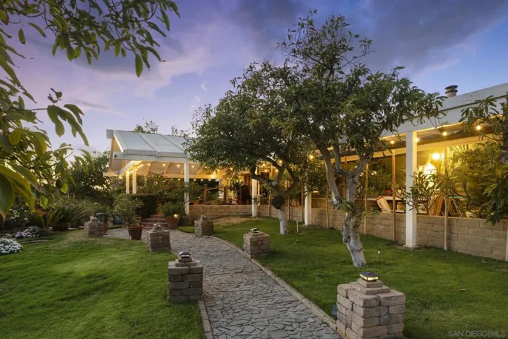 13764 Mcnally Rd, Valley Center, California 92082