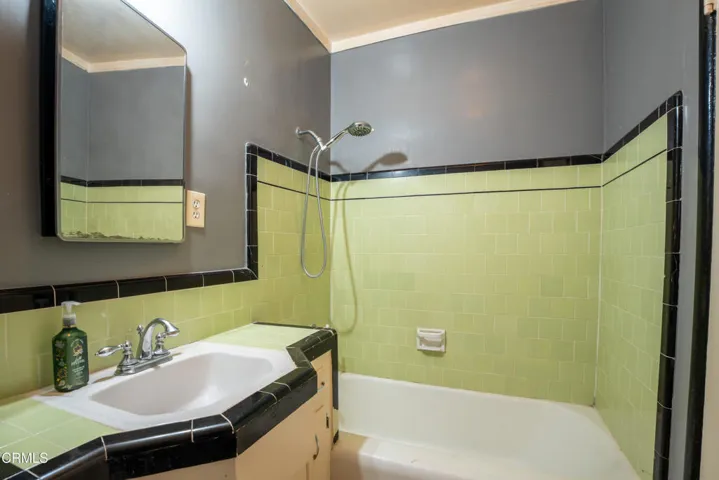 5007 Los Robles St - Low Res-39