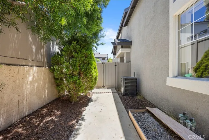 3423 E White Chapel Court E, Orange, California 92869