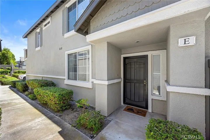 3423 E White Chapel Court E, Orange, California 92869