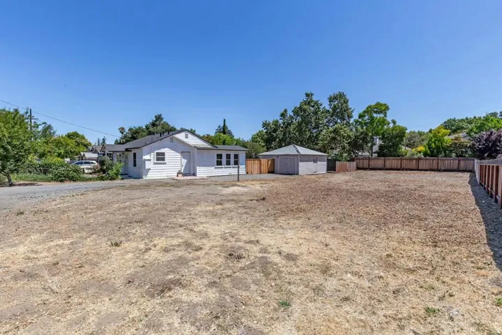 1422 York Avenue, Campbell, California 95008