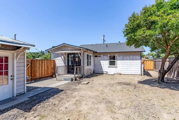 1422 York Avenue, Campbell, California 95008