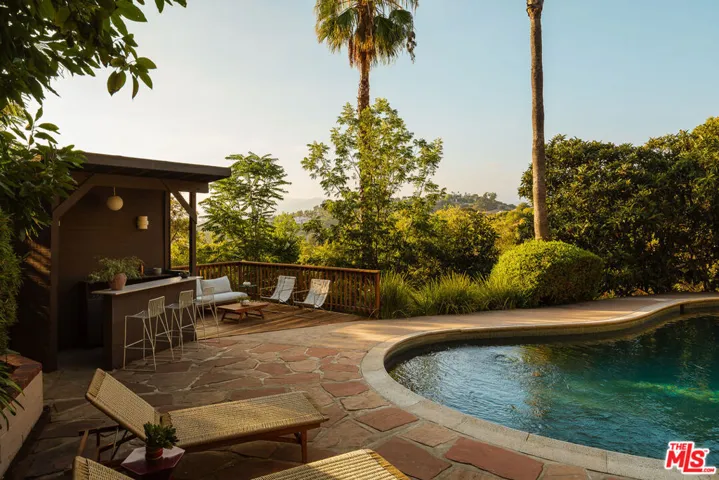 1225 W Avenue 37, Los Angeles, California 90065