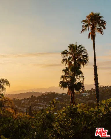 1225 W Avenue 37, Los Angeles, California 90065