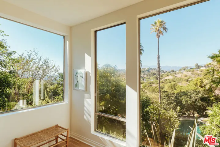 1225 W Avenue 37, Los Angeles, California 90065