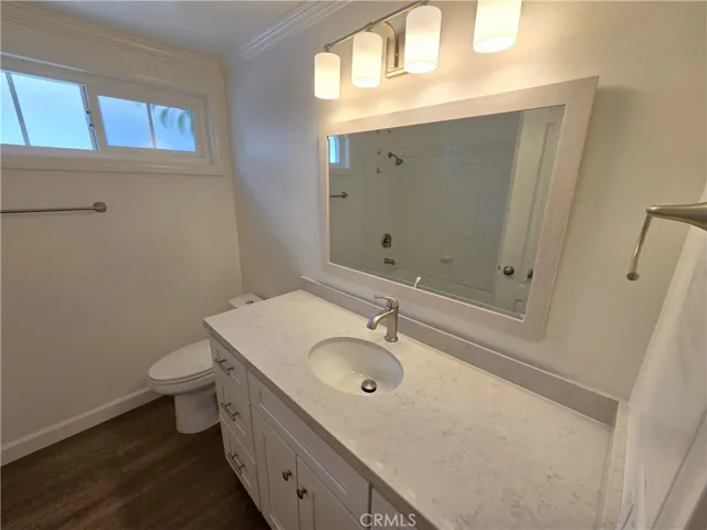 1214 Agate Street D, Redondo Beach, California 90277
