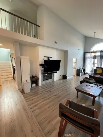 25 Vista Firenze, Laguna Hills, California 92653