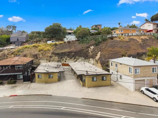 3206 Reynard Way, San Diego, California 92103