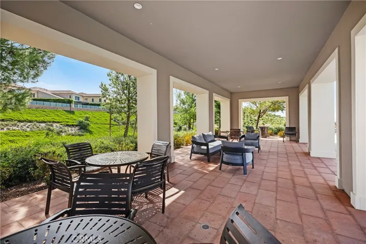 142 Sabbia, Irvine, California 92602