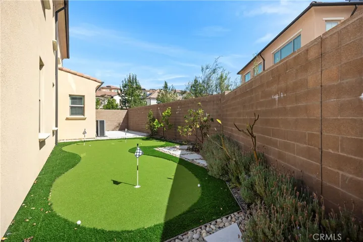142 Sabbia, Irvine, California 92602