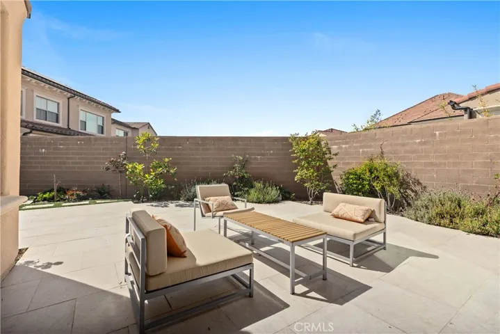 142 Sabbia, Irvine, California 92602