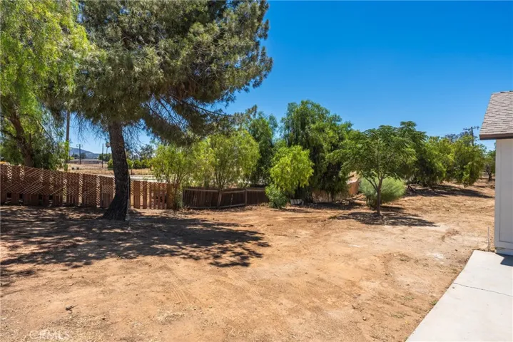 765 W County Line, Calimesa, California 92320