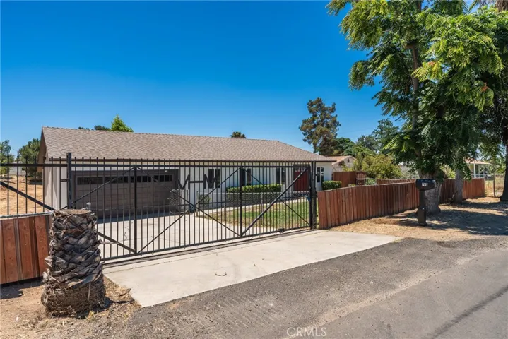 765 W County Line, Calimesa, California 92320