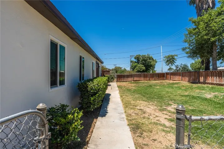 765 W County Line, Calimesa, California 92320
