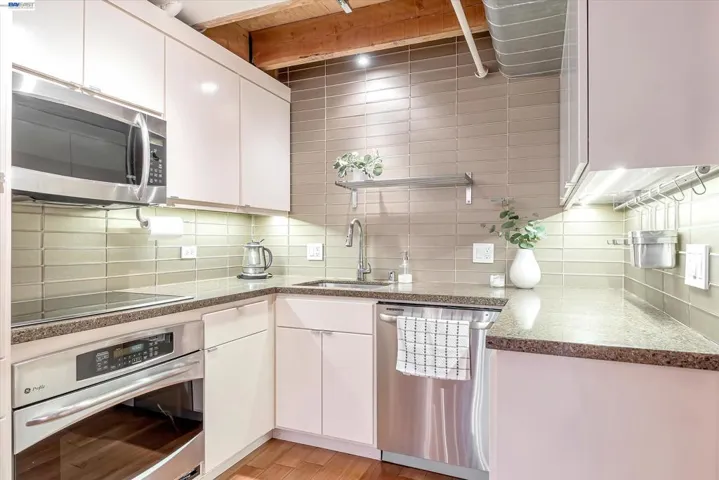 650 Delancey St 103, San Francisco, California 94107