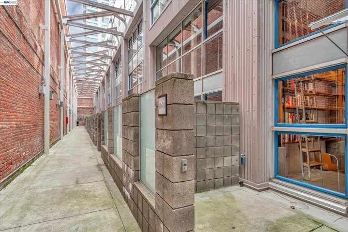 650 Delancey St 103, San Francisco, California 94107