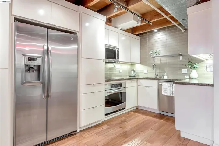 650 Delancey St 103, San Francisco, California 94107
