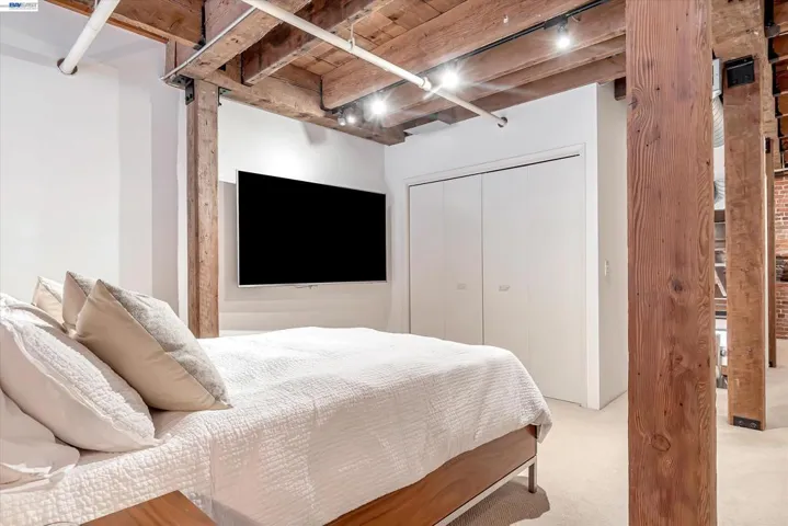 650 Delancey St 103, San Francisco, California 94107
