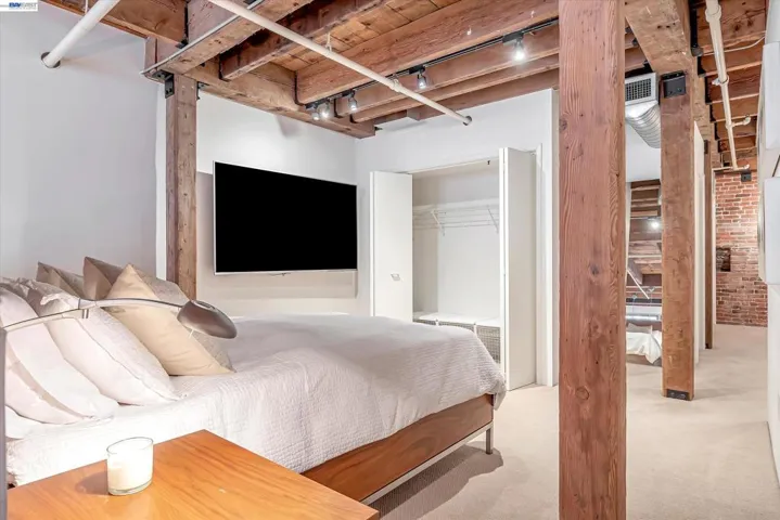 650 Delancey St 103, San Francisco, California 94107