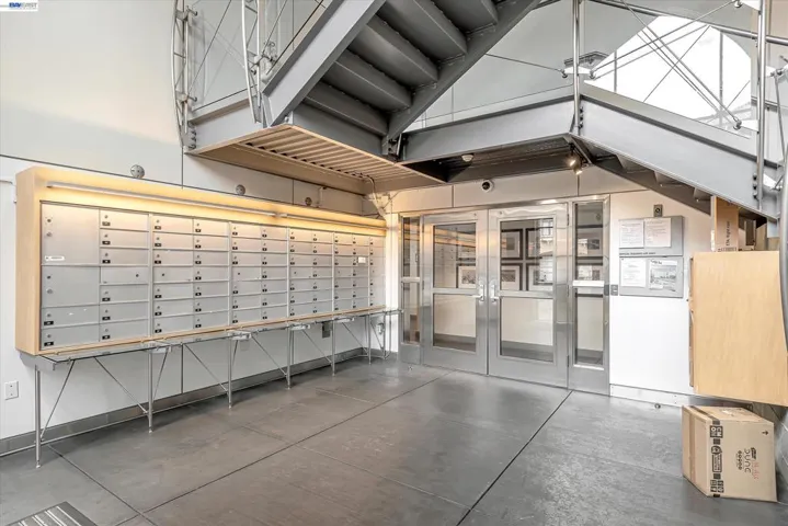 650 Delancey St 103, San Francisco, California 94107