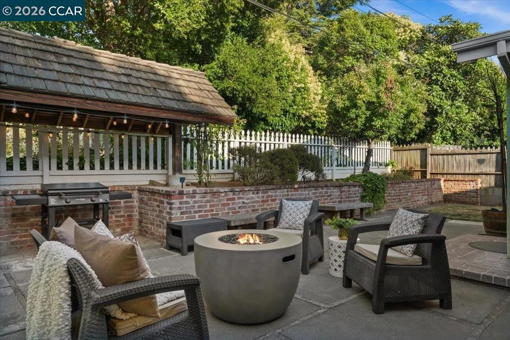 114 Combs Ln, Vallejo, California 94590 — photo 5