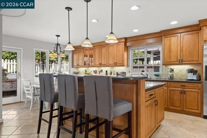 114 Combs Ln, Vallejo, California 94590