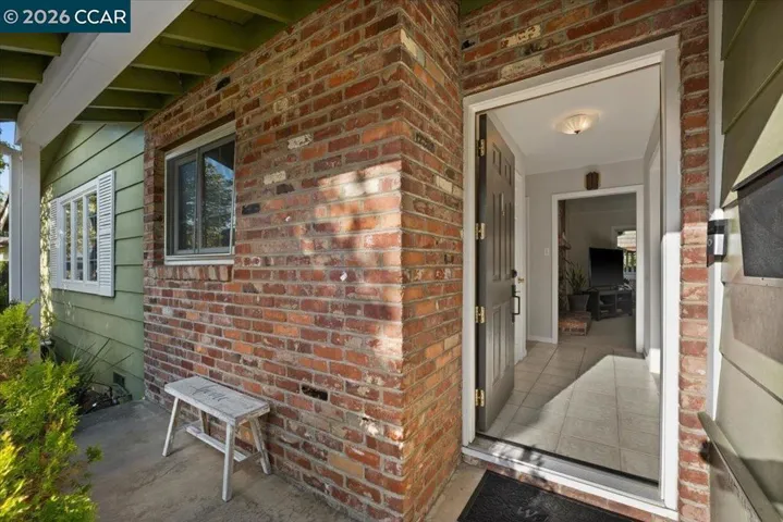 114 Combs Ln, Vallejo, California 94590